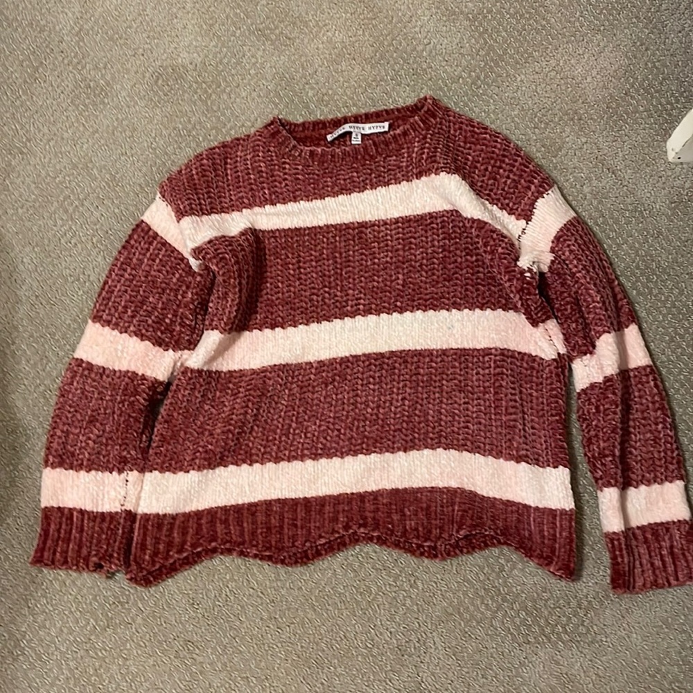 rose gold/brownish/reddish velvety sweater with off white stripes